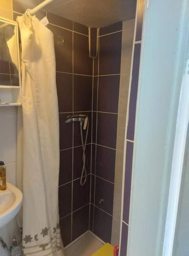 Linh Phuong Apartment Будапеща Екстериор снимка